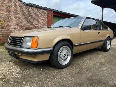 Brugt Opel Monza 136 HK (100 kW) 1982 Guld Coupe
