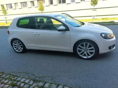 Gebraucht VW Golf VI 122 PS (89 kW) 2008 Weiß Kleinwagen
