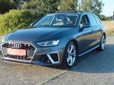 Gebraucht Audi A4 S-Line 150 PS (110 kW) 2022 Grau Kombi