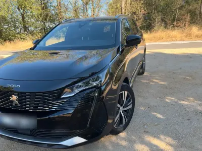 Gebraucht Peugeot 5008 Allure 131 PS (96 kW) 2021 Schwarz SUV