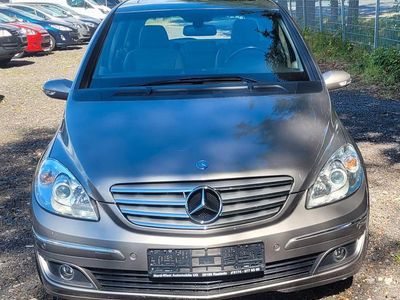 Mercedes B180