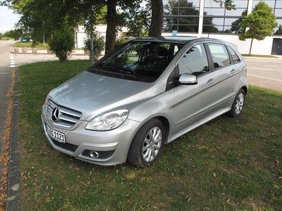 Mercedes B180
