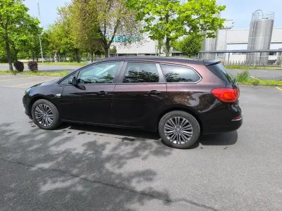 Brugt Opel Astra Active 131 HK (96 kW) 2013 Brun Stationcar