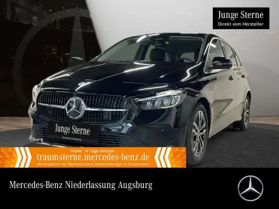 Używany Mercedes B200 Advanced 163 KM (119 kW) 2025 Czarny Minivan