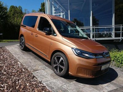 Gebraucht VW Caddy Style 122 PS (89 kW) 2023 Braun Van / Kleinbus