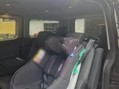 Gebraucht Ford Tourneo 150 PS (110 kW) 2023 Schwarz Van / Kleinbus