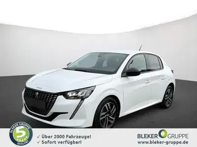 Gebraucht Peugeot 208 Allure 102 PS (75 kW) 2023 Lack weiss banquise/typ aussenverkleidung spiegel flach standard Kleinwagen