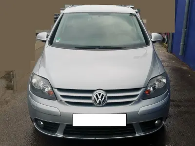 Używany VW Golf Plus Cross 116 KM (85 kW) 2006 Srebrny Minivan