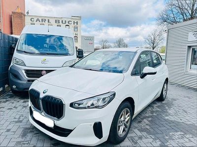 Używany BMW 218 Active Tourer 150 KM (110 kW) 2022 Biały Minivan