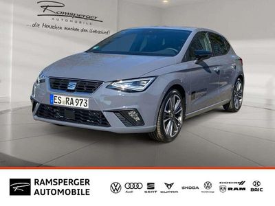 Grau (graphene grau) Gebraucht 2025 Seat Ibiza FR Limousine | 24.280 € (Fairer Preis)