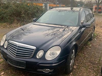 Mercedes 320