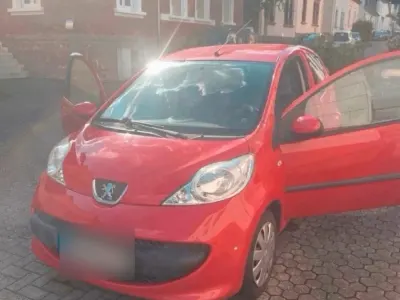 Gebraucht Peugeot 107 68 PS (50 kW) 2006 Rot Kleinwagen