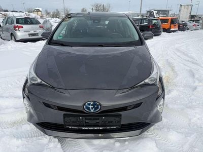 Grey metallic Gebraucht 2019 Toyota Prius Executive Kleinwagen | 14.990 € (Guter Preis)