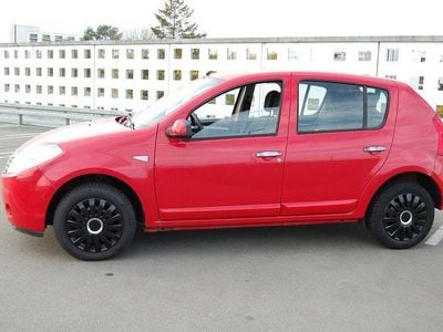 Gebraucht Dacia Sandero Lauréate 87 PS (63 kW) 2009 Rot Kleinwagen