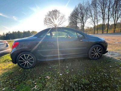 Second-hand Peugeot 207 CC 120 CP (88 kW) 2008 Negru Cabrio