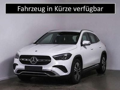 Gebraucht Mercedes GLA180 136 PS (100 kW) 2024 Unilack polarweiß SUV