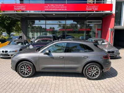 Gebraucht Porsche Macan 252 PS (185 kW) 2018 Achatgrau SUV