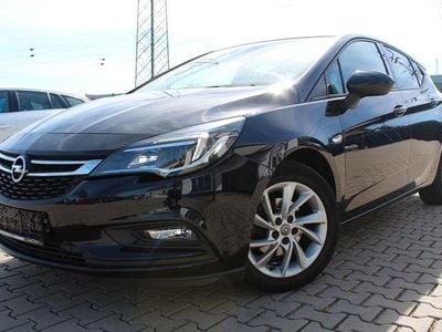 Usata Opel Astra 125 CV (91 kW) 2018 Blu Berlina