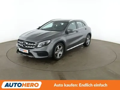 Gebraucht Mercedes GLA220 AMG line 184 PS (135 kW) 2019 Grau SUV