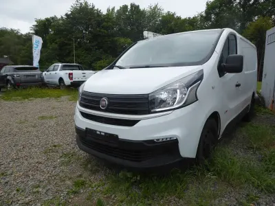 Gebraucht Fiat Talento Basis 116 PS (85 kW) 2016 Weiß Van / Kleinbus