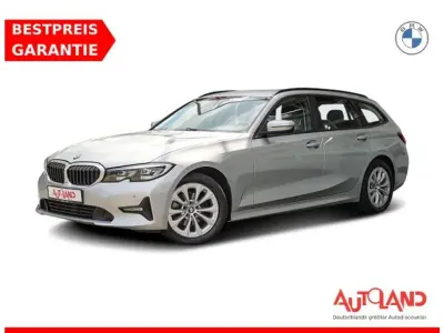 Gebraucht BMW 320 Advantage 190 PS (139 kW) 2020 Glaciersilber met. (metallic) Kombi