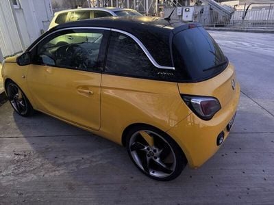 Opel Adam