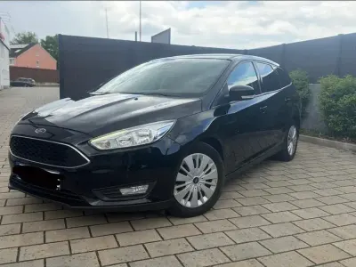 Gebraucht Ford Focus 120 PS (88 kW) 2017 Schwarz Kombi