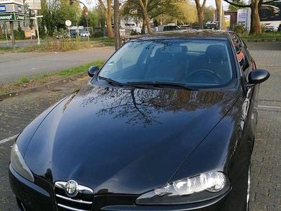 Usata Alfa Romeo 147 120 CV (88 kW) 2006 Nero Utilitaria
