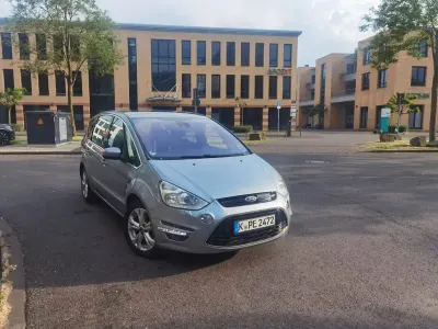 Gebraucht Ford S-MAX Titanium X 163 PS (119 kW) 2015 Blau Van / Kleinbus