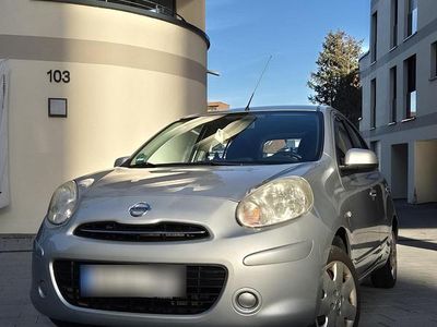 Gebraucht Nissan Micra 80 PS (58 kW) 2011 Silber Kleinwagen