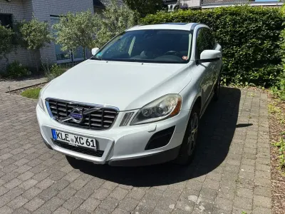 Gebraucht Volvo XC60 Summum 243 PS (178 kW) 2010 Weiß SUV