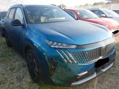 Gebraucht Peugeot 5008 GT 145 PS (106 kW) 2025 Blau SUV