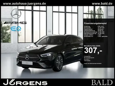 Gebraucht Mercedes CLA180 Shooting Brake Progressive 136 PS (100 kW) 2025 Metalliclack kosmosschwarz Kombi