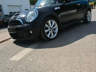 Gebraucht Mini Cooper S Cabriolet 185 PS (136 kW) 2011 Schwarz Cabrio