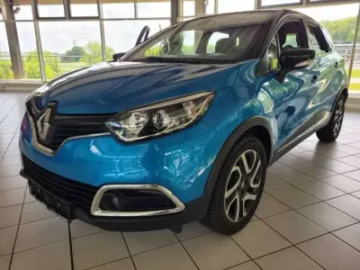 Gebraucht Renault Captur Luxe 120 PS (88 kW) 2015 Blau rpm schwarz gne SUV