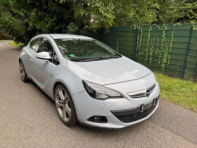 Opel Astra GTC