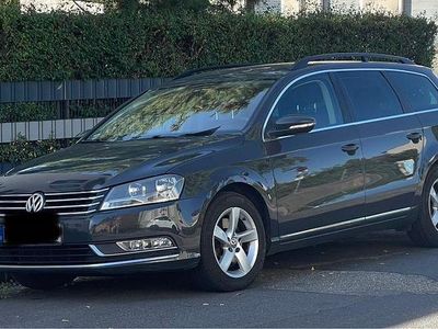 Gebraucht VW Passat Trendline 140 PS (102 kW) 2014 Grau Kombi