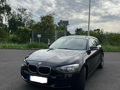 BMW 114