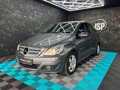 Usata Mercedes B200 136 CV (100 kW) 2009 Grigio Monovolume