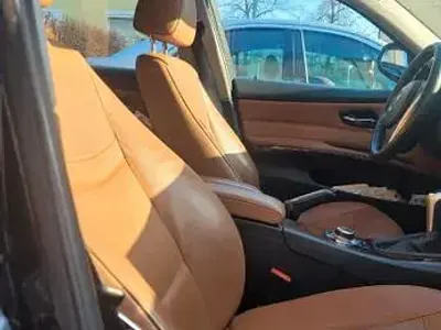 Occasion BMW 320 Lifestyle 170 ch (125 kW) 2011 Noir Break