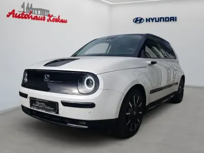 Käytetty Honda e Advance 113 kW (154 HP) 2020 Valkoinen Viistoperä