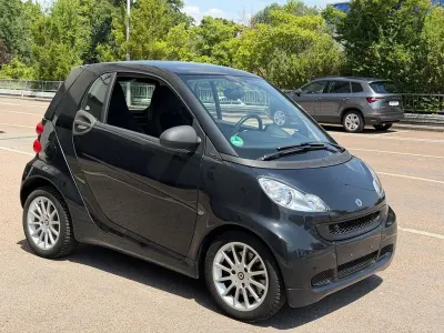 Gebraucht Smart ForTwo Coupé 71 PS (52 kW) 2011 Schwarz Coupé