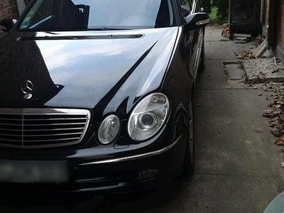 Gebraucht Mercedes E500 306 PS (225 kW) 2004 Schwarz Kombi