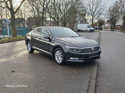 Schwarz Gebraucht 2018 VW Passat Limousine | 13.500 € (Fairer Preis)