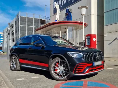 Begagnad Mercedes GLC63 AMG AMG 510 HK (375 kW) 2022 Svart SUV