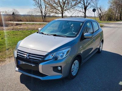 Gebraucht Mitsubishi Space Star Select 71 PS (52 kW) 2023 Grau Kleinwagen