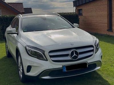 Mercedes GLA200