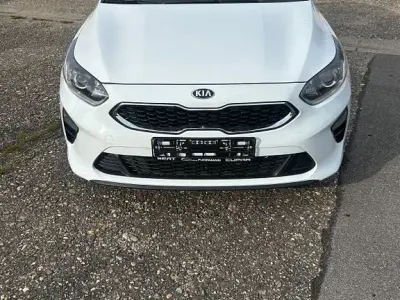Gebraucht Kia Ceed Sportswagon Vision 136 PS (100 kW) 2018 Weiß Kombi
