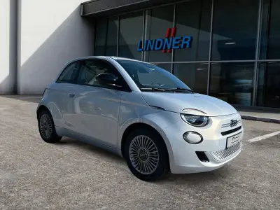 Nuova Fiat 500 Icon 65 CV (47 kW) 2026 Blu