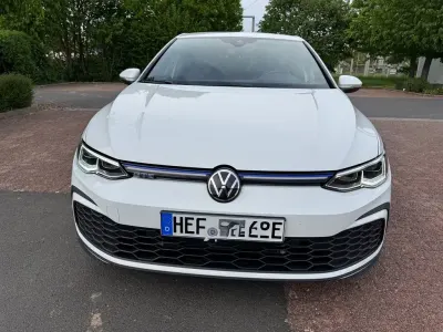 Gebraucht VW Golf VIII GTE 245 PS (180 kW) 2021 Weiß Limousine
